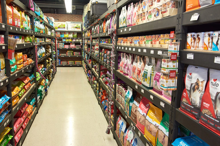 Pet Food at Regina's PET DEPOT